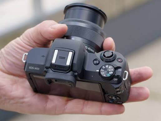Đối tượng nên dùng máy ảnh Mirrorless