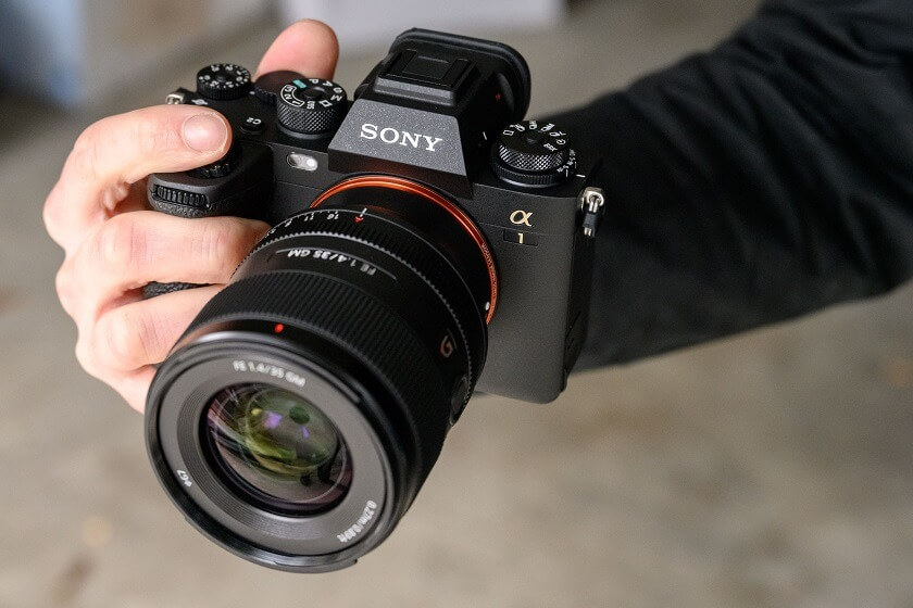 Máy ảnh DSLR
