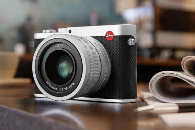Máy ảnh Leica Q (Typ 116)