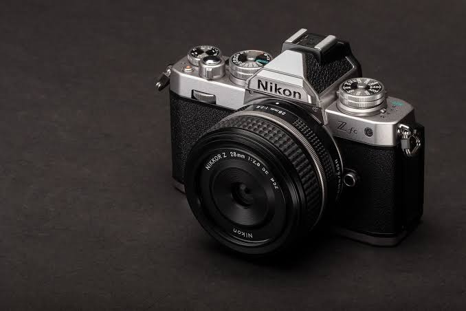 Máy ảnh Nikon