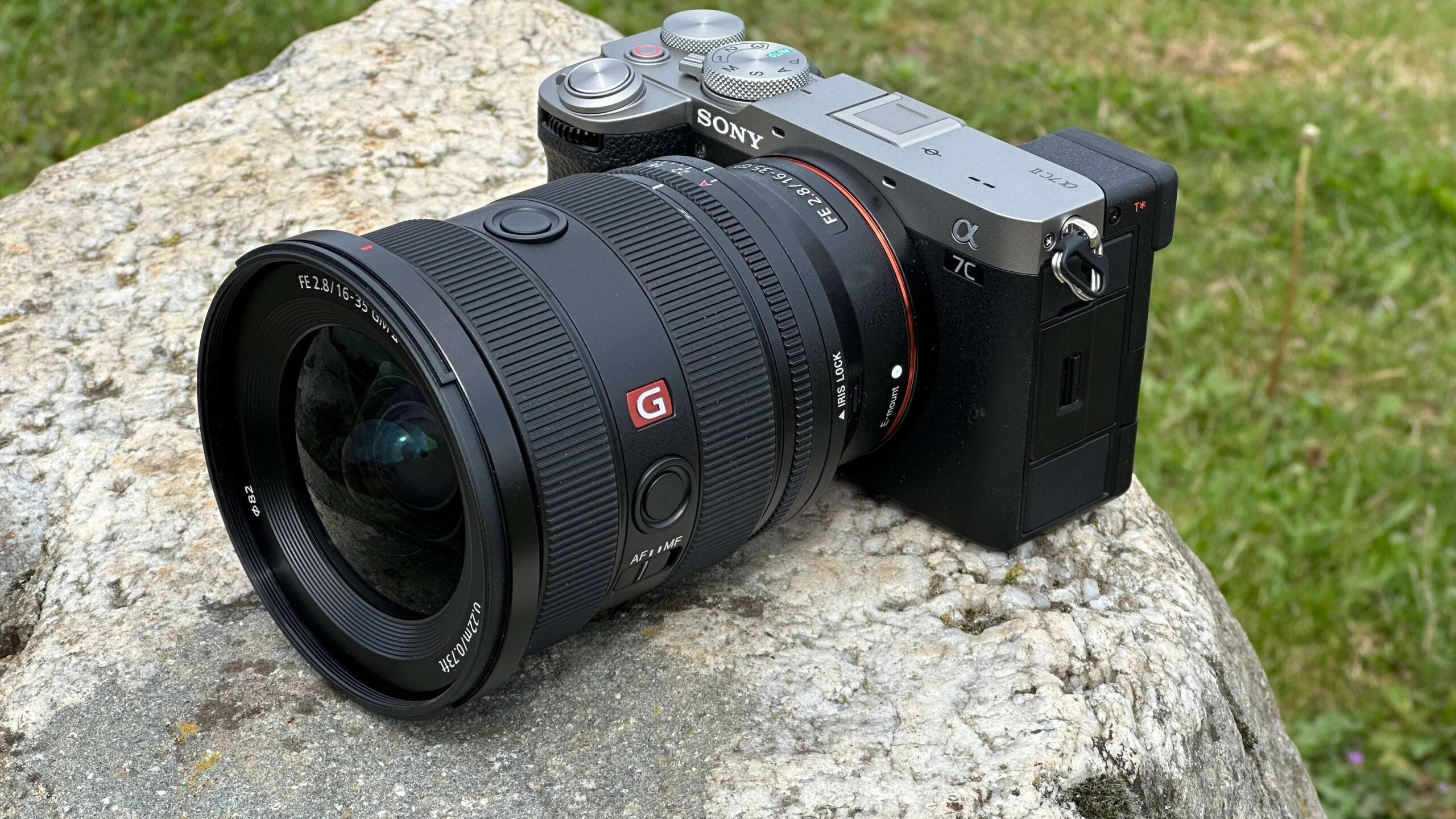 Máy ảnh Sony A7C